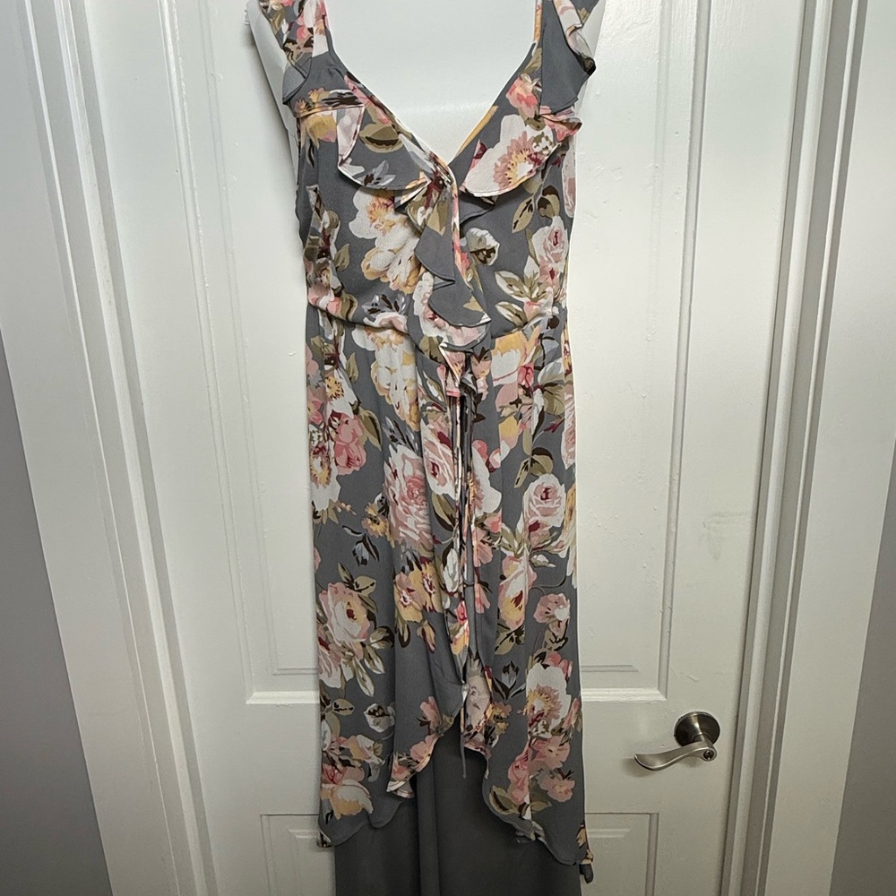 Privacy Please Pink and Gray V-neck Sleeveless Midi Dress